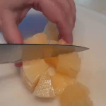 Piletina u slatko-kiselom sosu sa ananasom | Priprema povrća | Postupak 2 | Slika 9/9