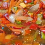 Piletina u slatko-kiselom sosu sa ananasom | Dinstanje povrća | Postupak 4 | Slika 7/7