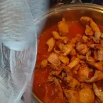 Piletina u slatko-kiselom sosu sa ananasom | Spajanje svih sastojaka | Postupak 5 | Slika 6/9