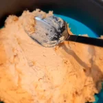 Torta slojevita lešničarka | Ređanje torte | Postupak 5 | Slika 3/11