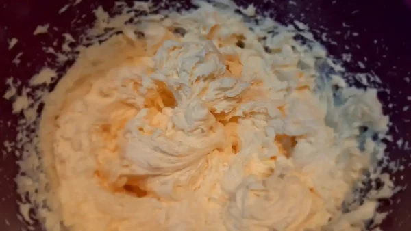 Torta slojevita lešničarka | 3/4 Torta slojevita lešničarka 33 | Istaknuta slika 3/4 | Slojevita, poslastica, koja, osvaja, kuhinju, bez, pečenja