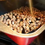 Torta slojevita lešničarka | Priprema lešnika | Postupak 2 | Slika 3/6