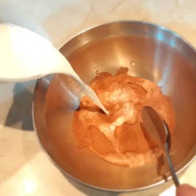 Torta slatki greh | Priprema čokoladnog mleka | Postupak 1 | Slika 2/2