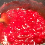 Torta slatki greh 23 | Istaknuta slika 3/4 | Eksplozija, višanja, pod, finim, slojem, čokoladnog, krema