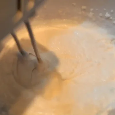 Torta slatki greh | Priprema šlaga | Postupak 4 | Slika 3/3