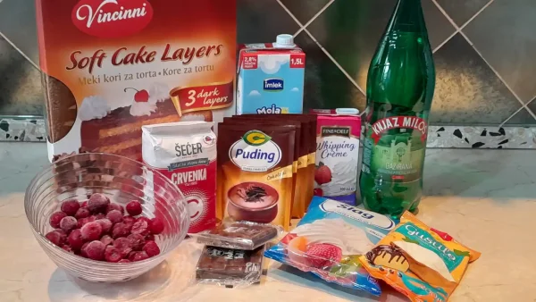 Torta slatki greh 45 | Istaknuta slika 4/4 | Eksplozija, višanja, pod, finim, slojem, čokoladnog, krema