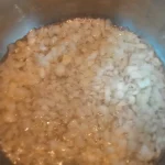 Boranija zapečena u rerni | Dinstanje povrća i mesa | Postupak 3 | Slika 3/10