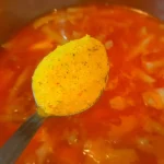 Boranija zapečena u rerni | Dodavanje ostalog povrća i začina | Postupak 5 | Slika 5/7