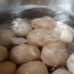 Farbana jaja | Kuvanje jaja | Postupak 1 | Slika 4/4