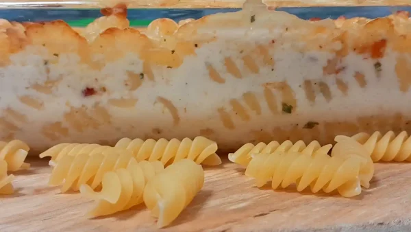 Makarone sa 4 vrste sira 28 | Istaknuta slika 1/4 | Uz, dodatnog, šarmantnog, Vihora, petog, sira, odozgo, na, testenini