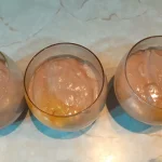 Višnje u zagrljaju čokolade | Slaganje deserta | Postupak 4 | Slika 2/6