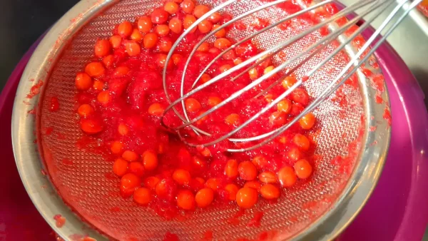 Sok od višanja 16 | Istaknuta slika 3/4 | Domaći, gusti, sirup, od, višanja, osvežavajuć, prirodan, i, zdrav, letnji, napitak