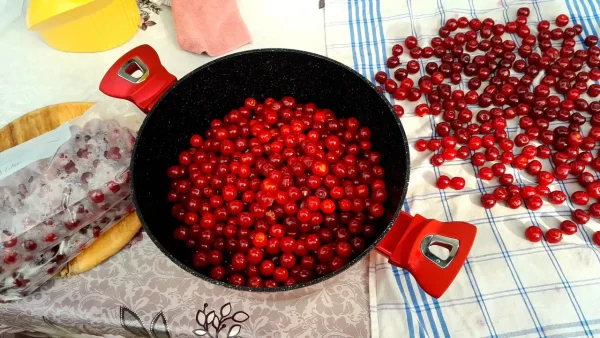 Višnje za doručak