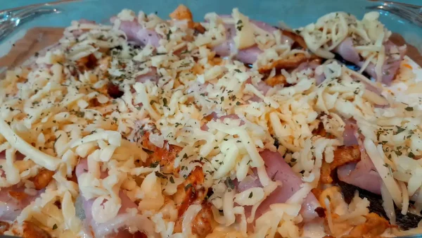 Dunavski brodići 30 | Istaknuta slika 2/4 | Punjeni, šampinjoni, sa, bebi, lukom, piletinom, slaninom, i, sirom, u, umaku, od, pavlake