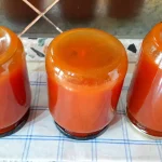 Marmelada od breskve | Sipanje marmelade u tegle | Postupak 6 | Slika 6/8