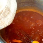 Marmelada od breskve | Dodavanje džem fixa | Postupak 5 | Slika 4/5